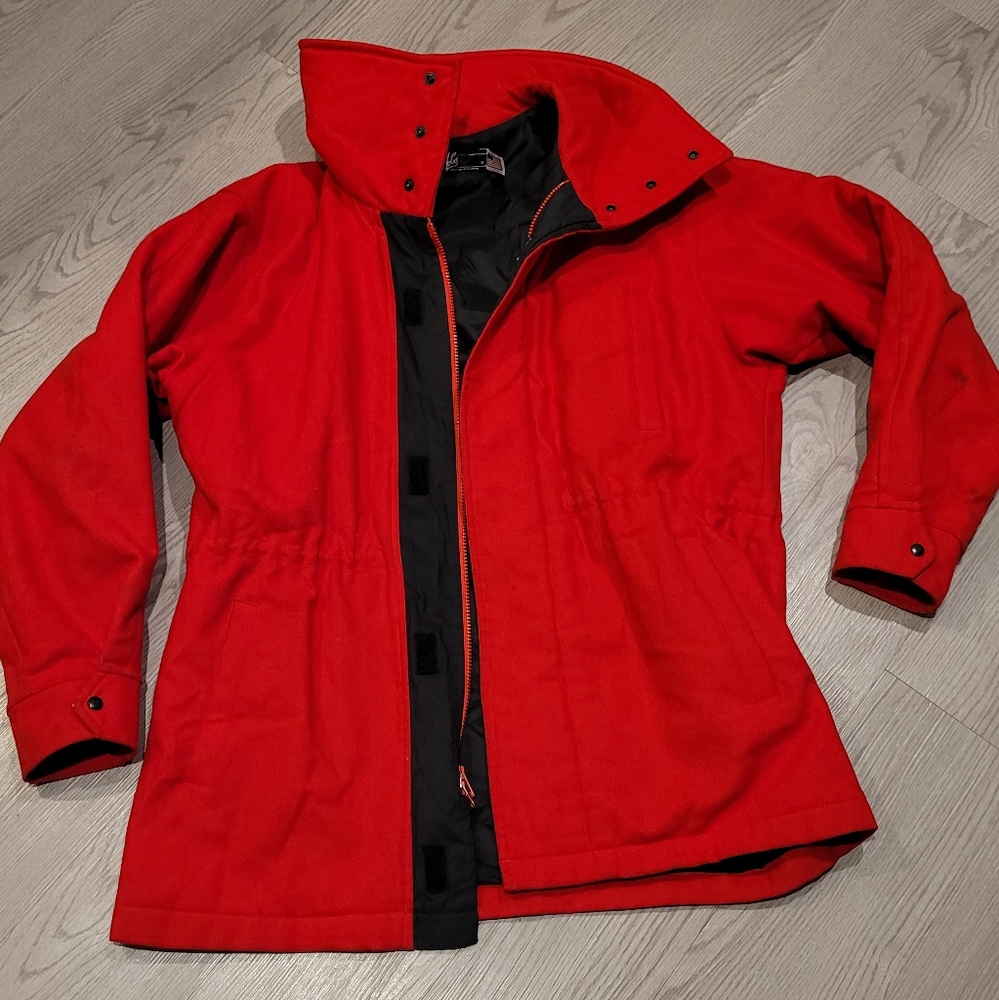 Excellent Condition Vintage Lobo a division of Pendleton Red wool size Med